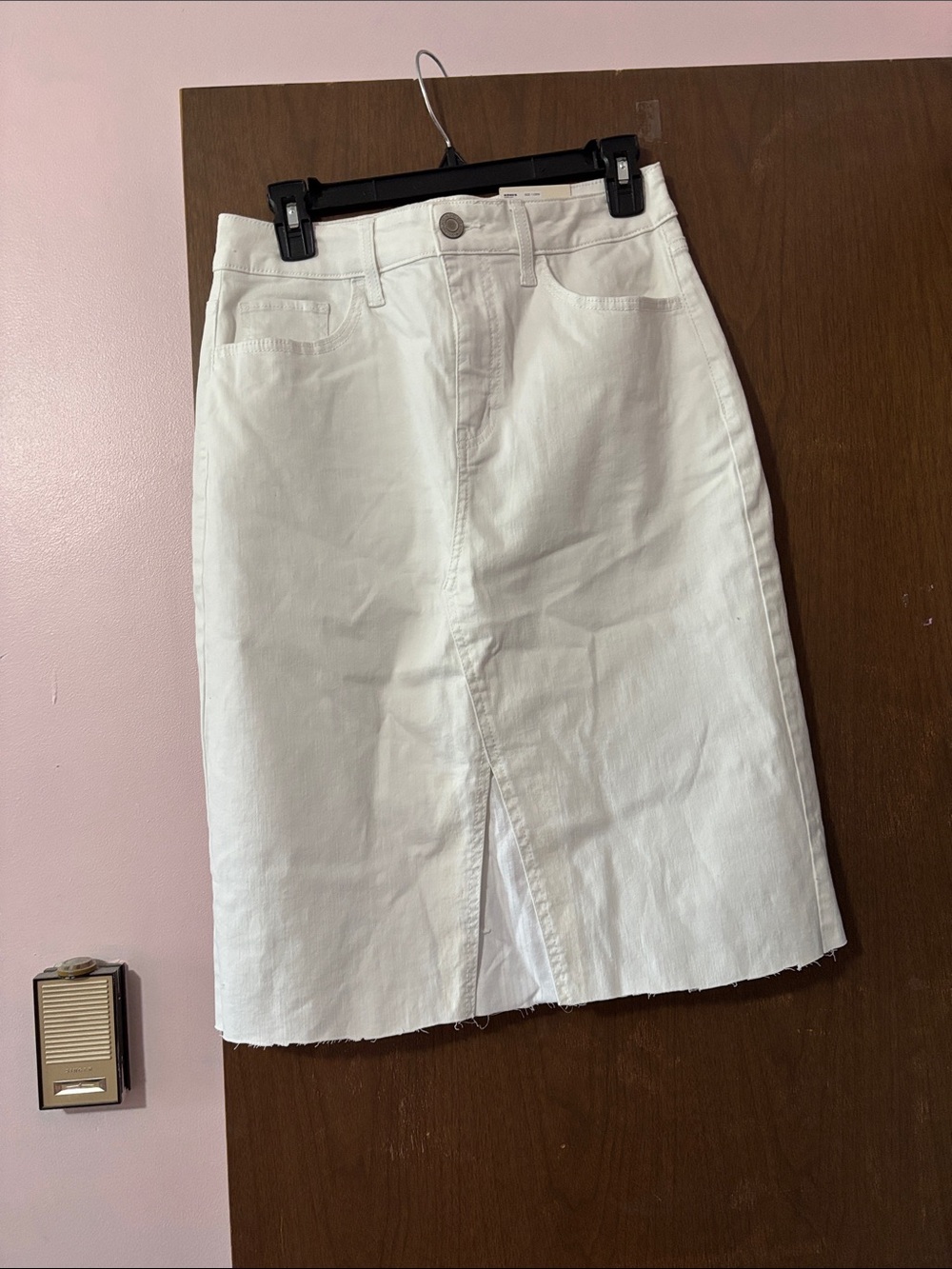 Kohl's White Denim Midi Skirt with Center Front Slit